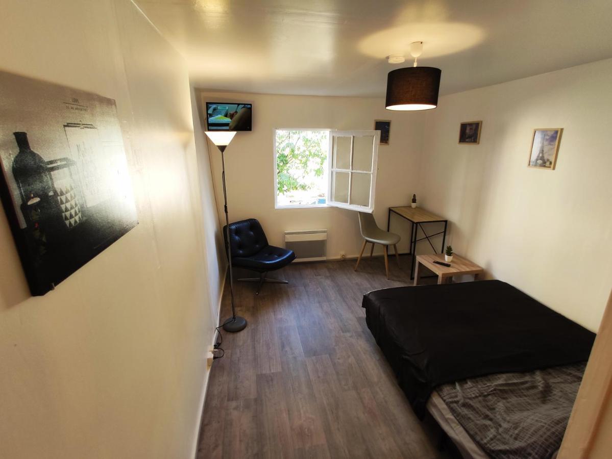 Studio Hypercentre A 2 Pas De La Gare Appart N°2 Ажен Экстерьер фото